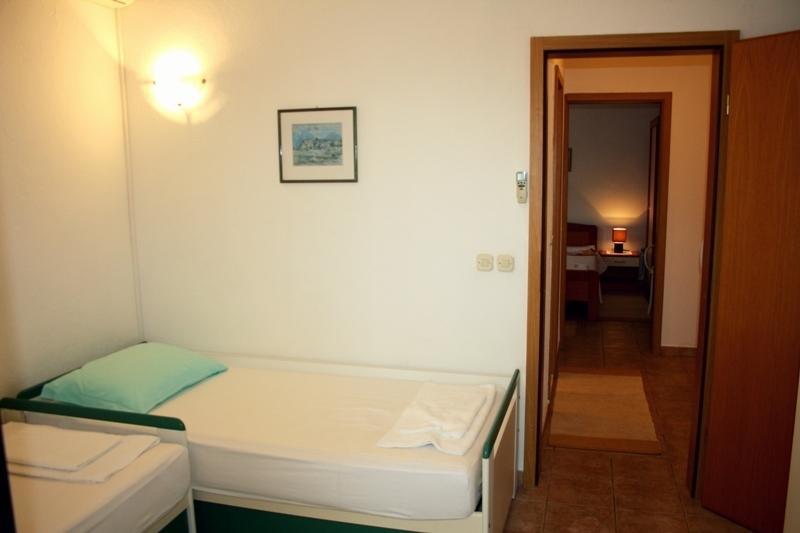 Apartments Mandic Tučepi Стая снимка